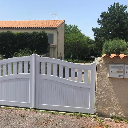 35m2 A 2km De La St Georges De Didonne شقة